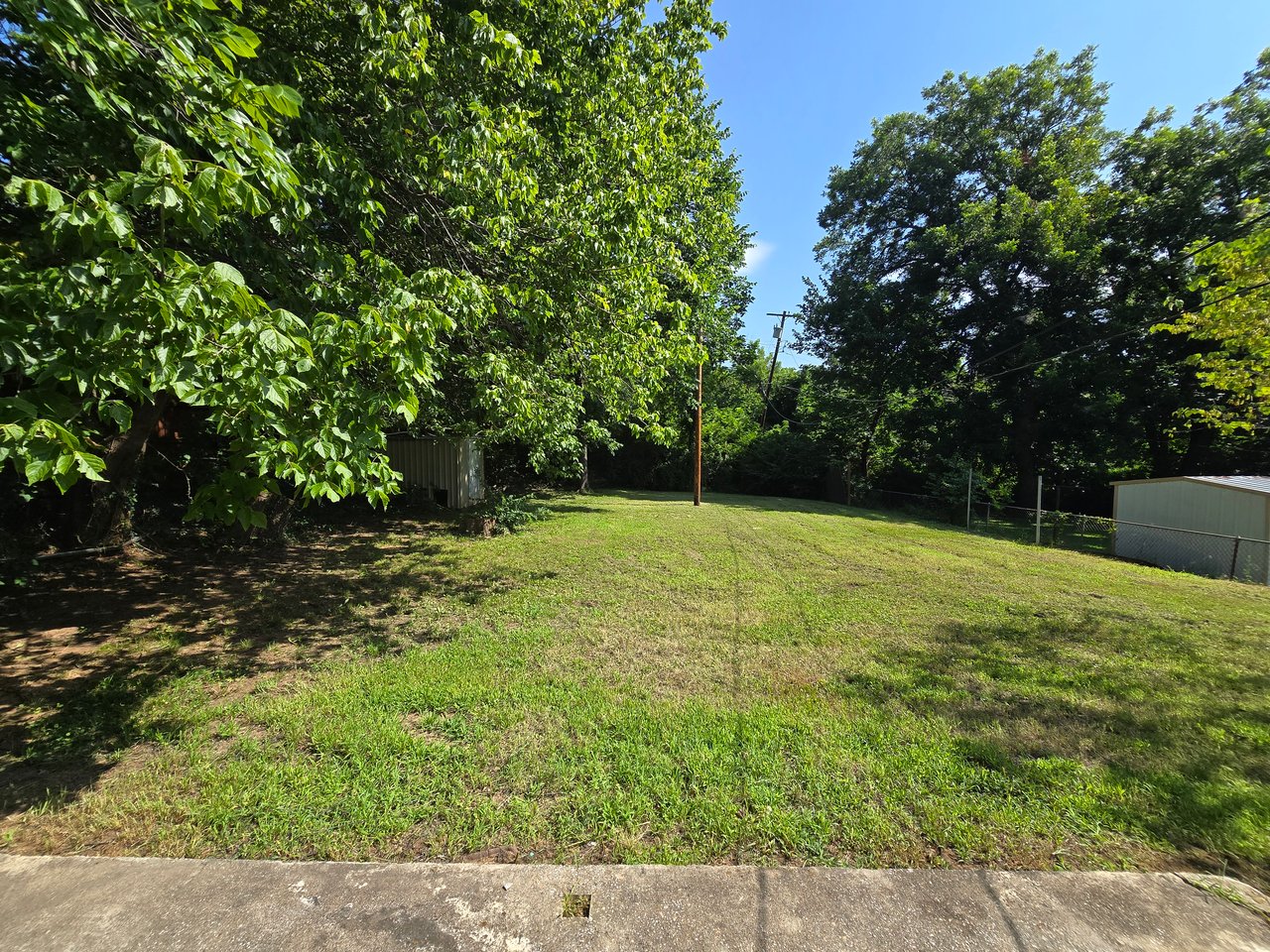 1218 Carol Drive 