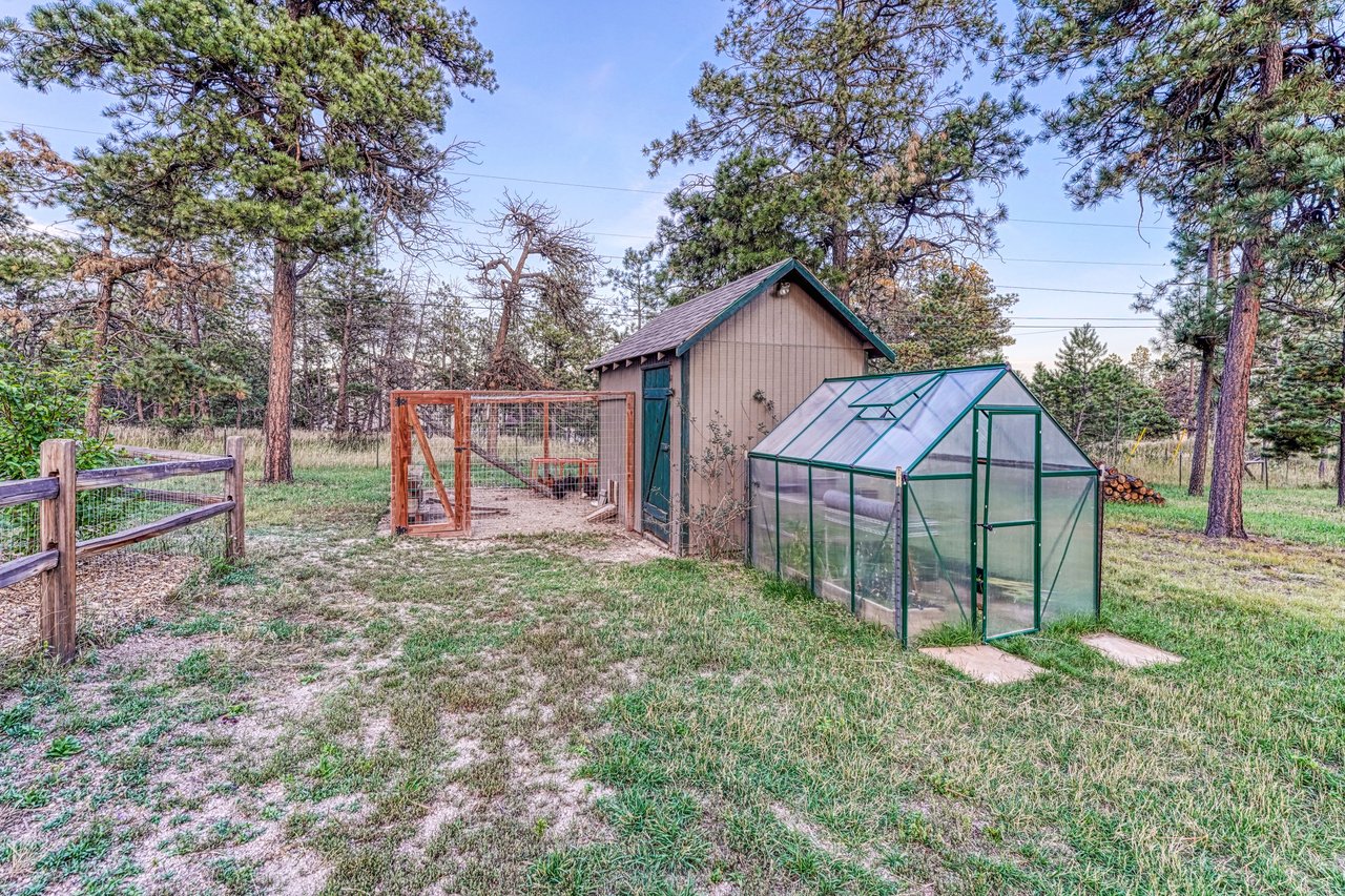 11125 Black Forest Road