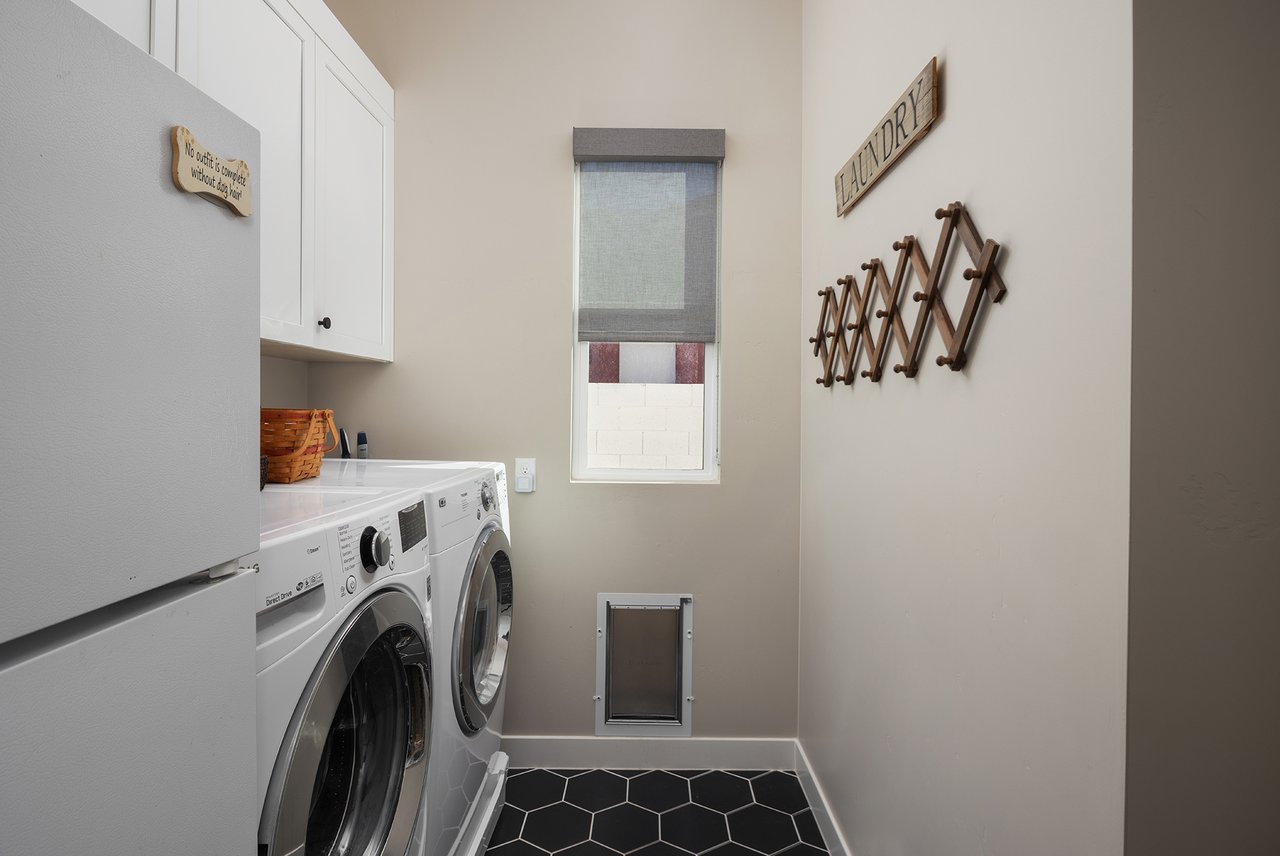 3405 E BLOOMFIELD Parkway