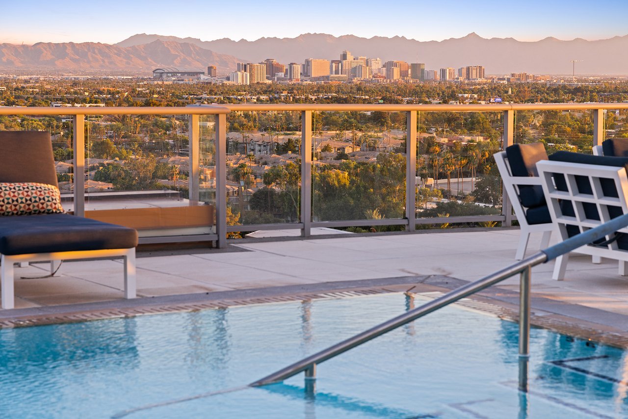 2211 E CAMELBACK Road 902