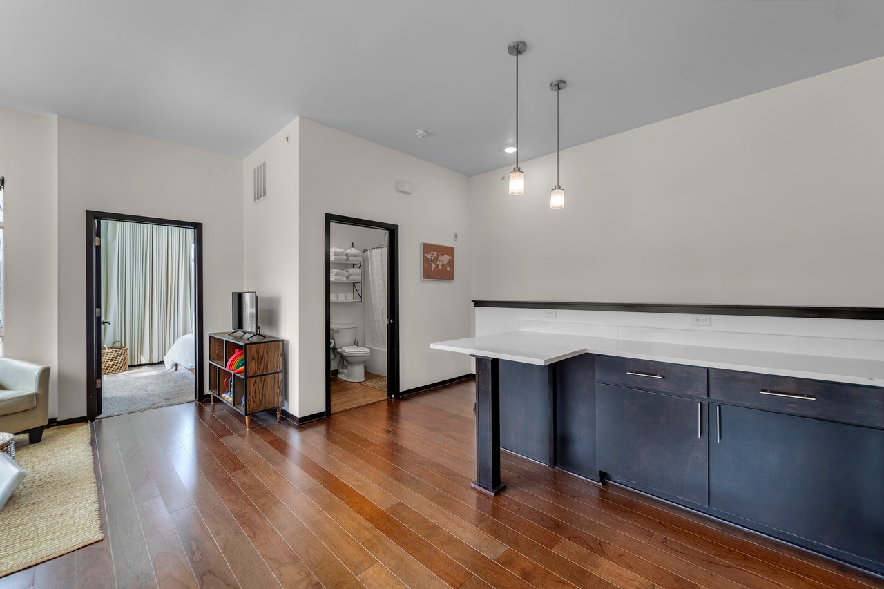 23 N Livingston Street