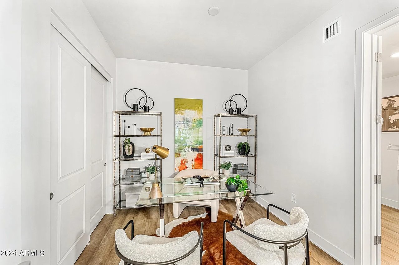 3131 N CENTRAL Avenue, 3015, Phoenix Unit: 3015