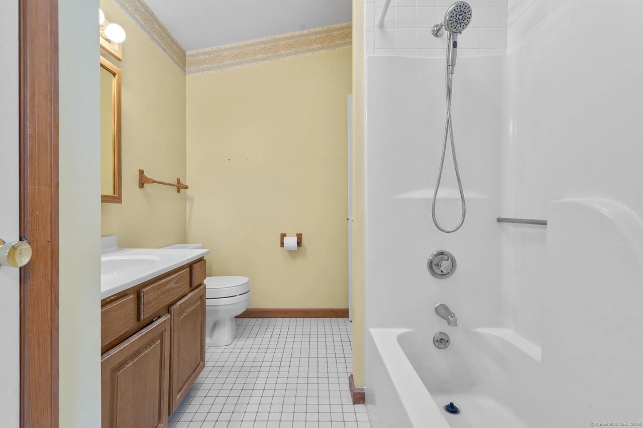 46 Commodore Commons 46