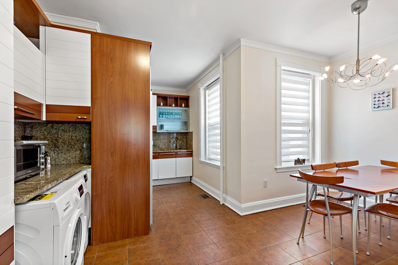1244 Beacon St
