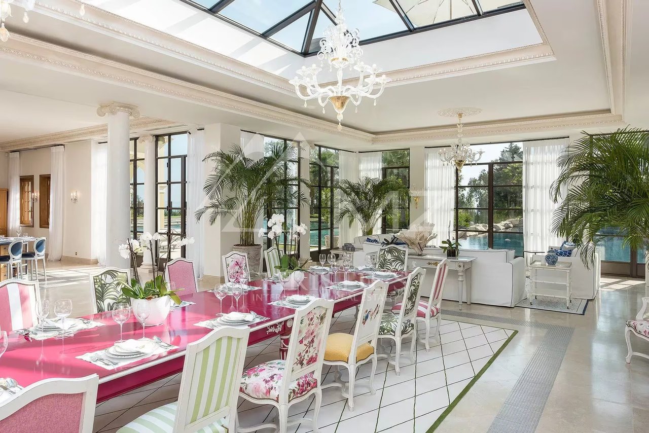 The Venetian Palace: A Jewel of Luxury in Cannes