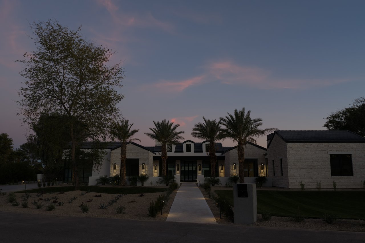 5717 E VIA LOS RANCHOS