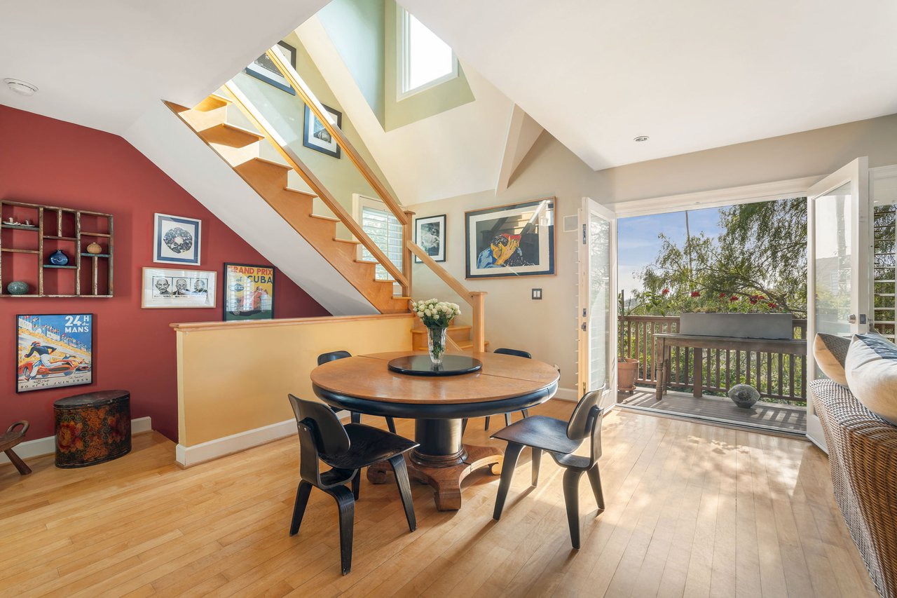 2536 Beverley Ave, Santa Monica 