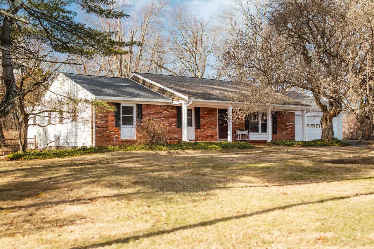 42 Kerry Ln