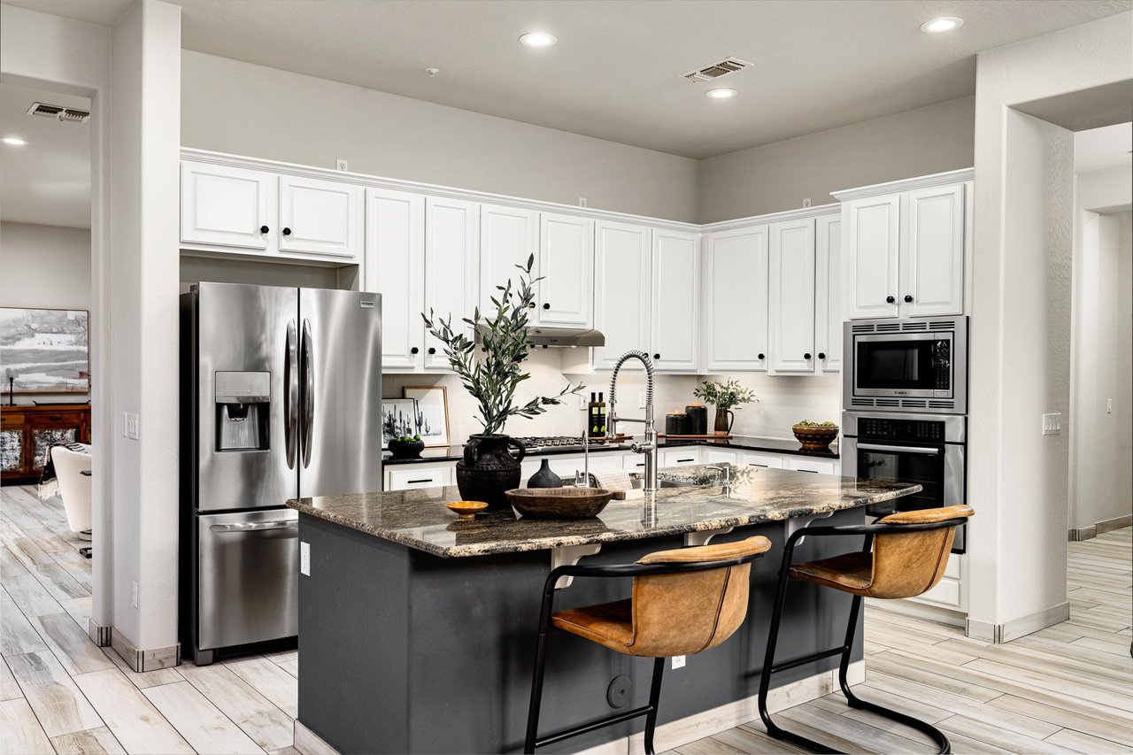 11115 E WINCHCOMB Drive, Scottsdale