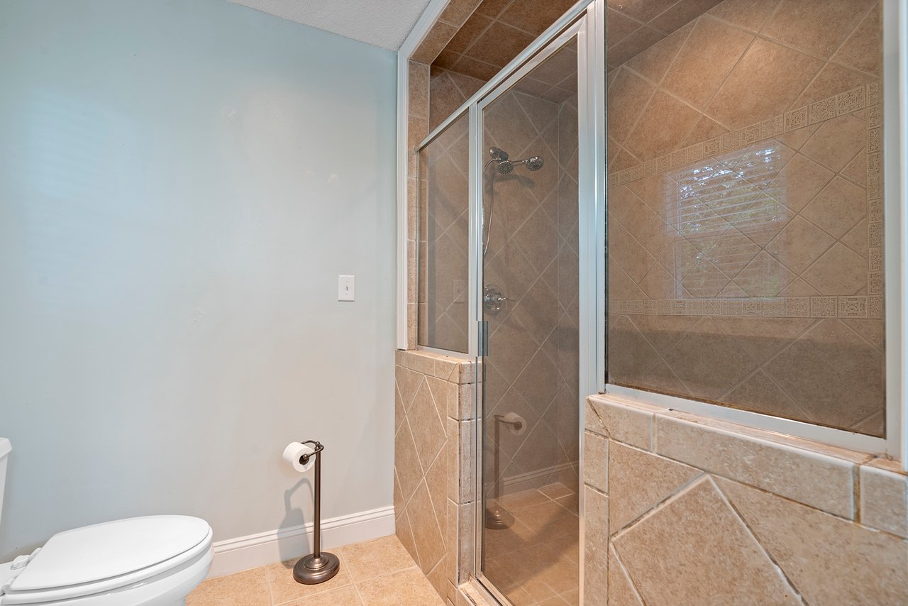 Spacious 4BR/3BA Home with Pool, Bonus Room & Office – Perfect for Work & Play!