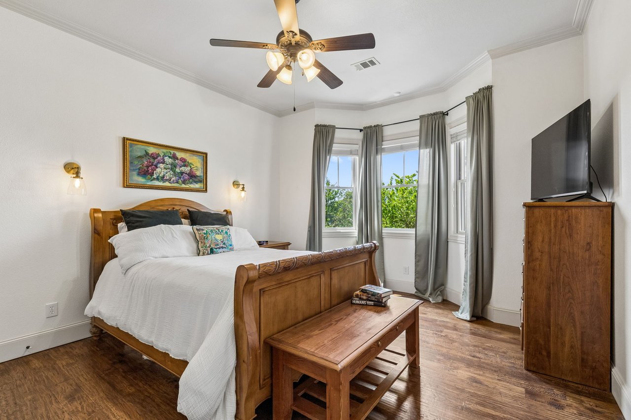 10 Acre Flower Mound Estate