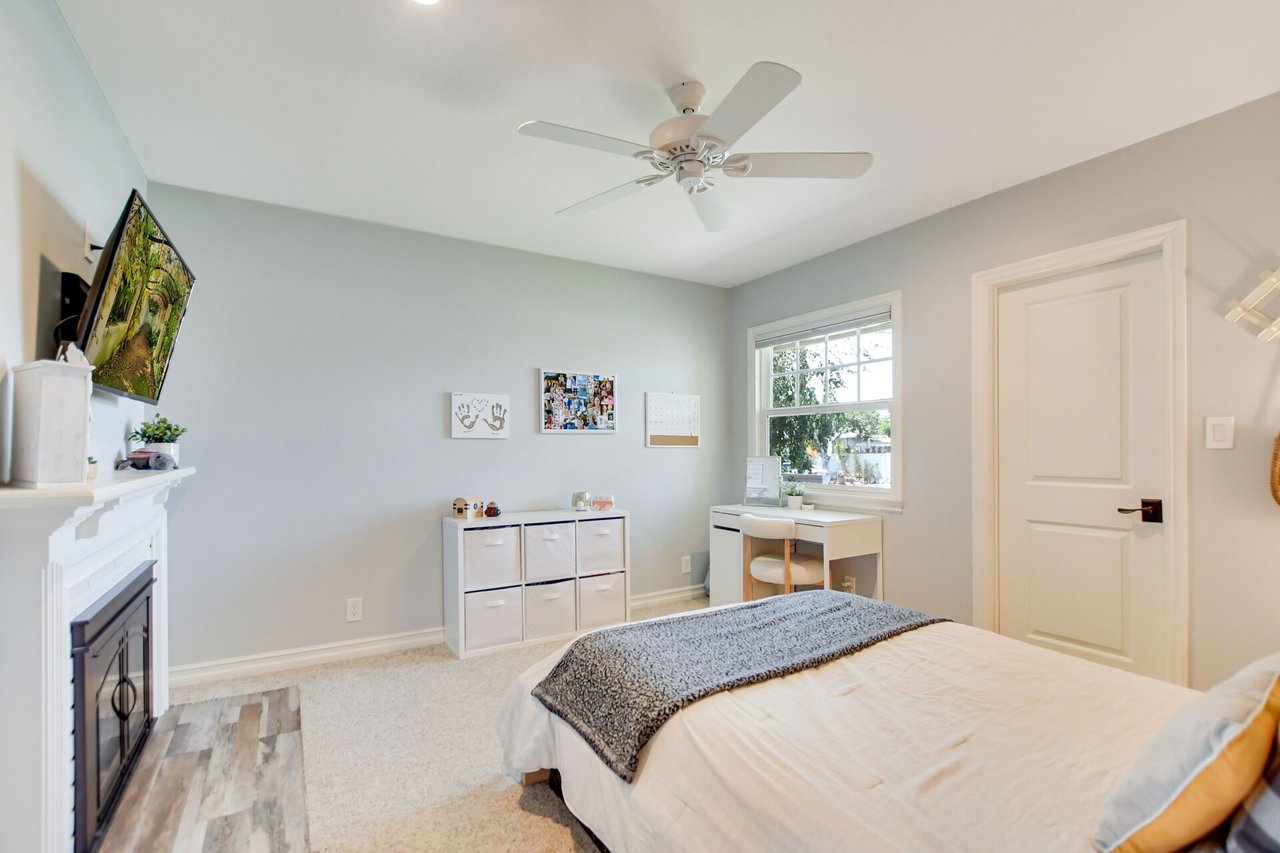 1720 E Walnut Creek Parkway