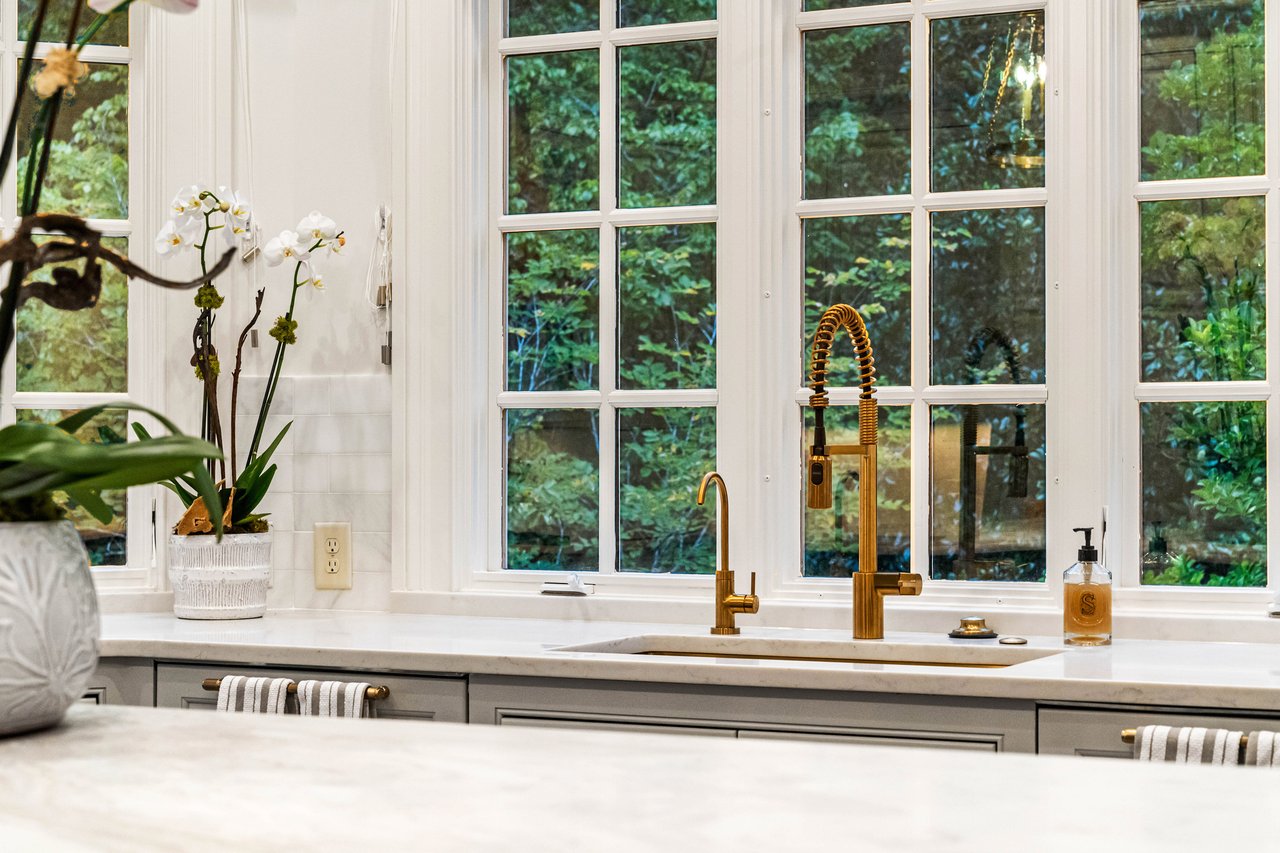 3785 Paces Ferry Road NW