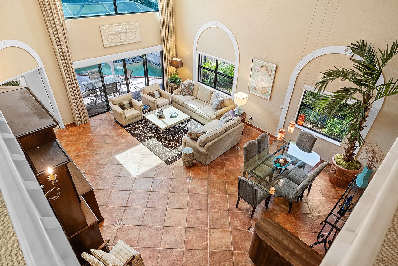 5068 Via De Amalfi Drive