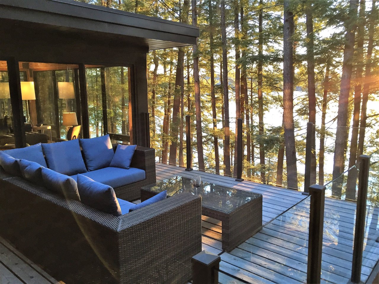 The Rise of Luxury Cottages on Lake Joseph