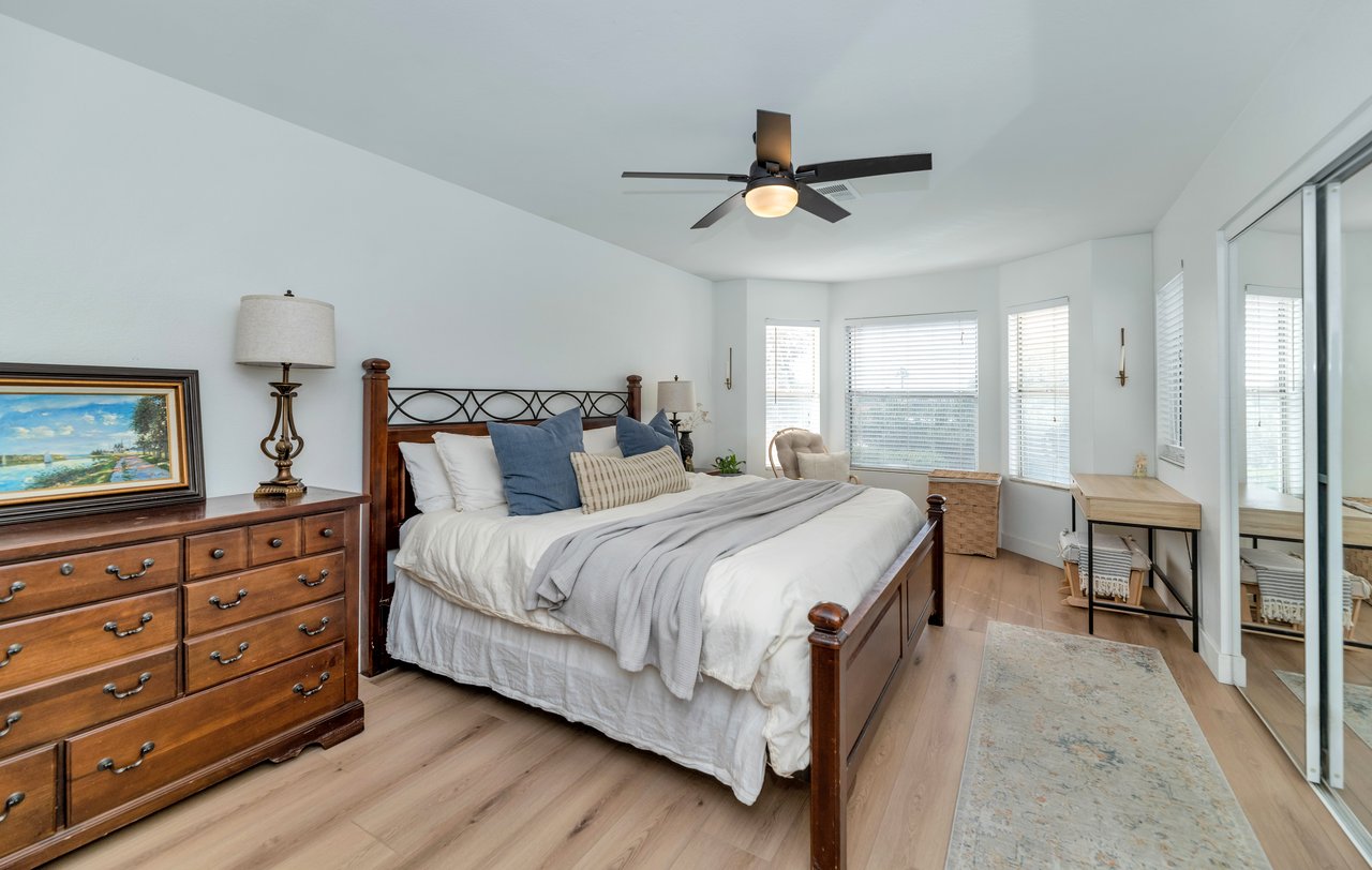 3021 E WAHALLA LN, Phoenix, AZ 85050