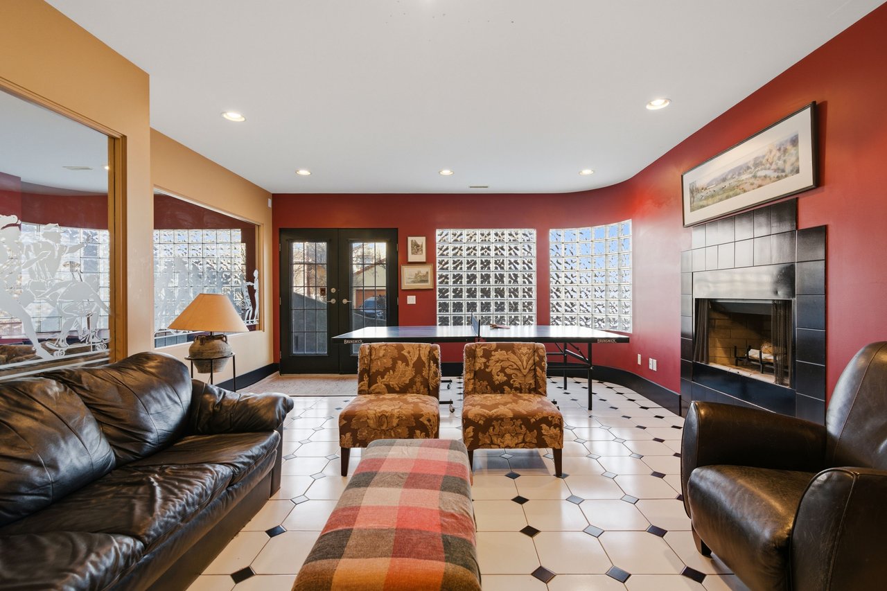 64 Patterson Mews SW