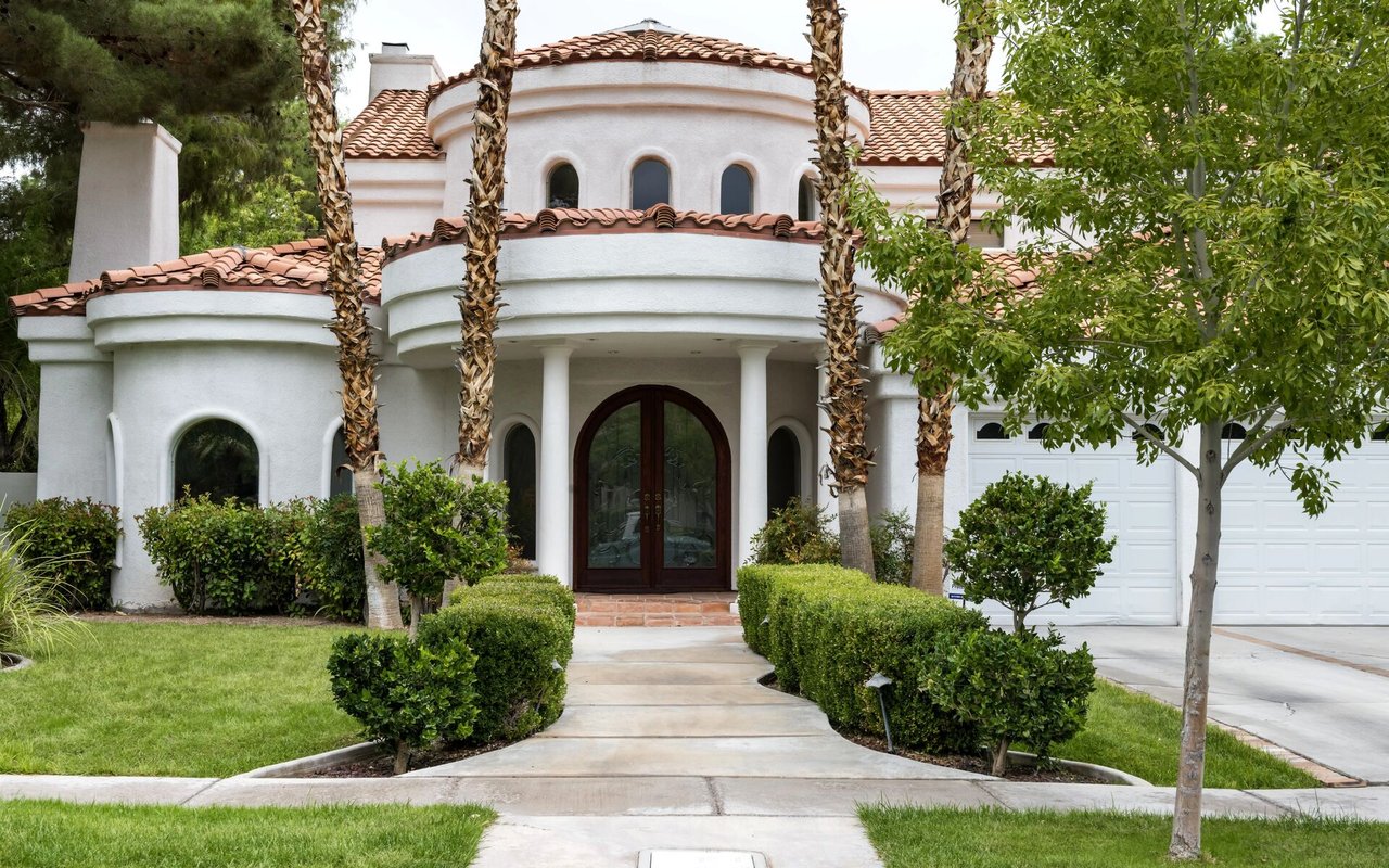 Meadowbrook Homes with Gated Amenities