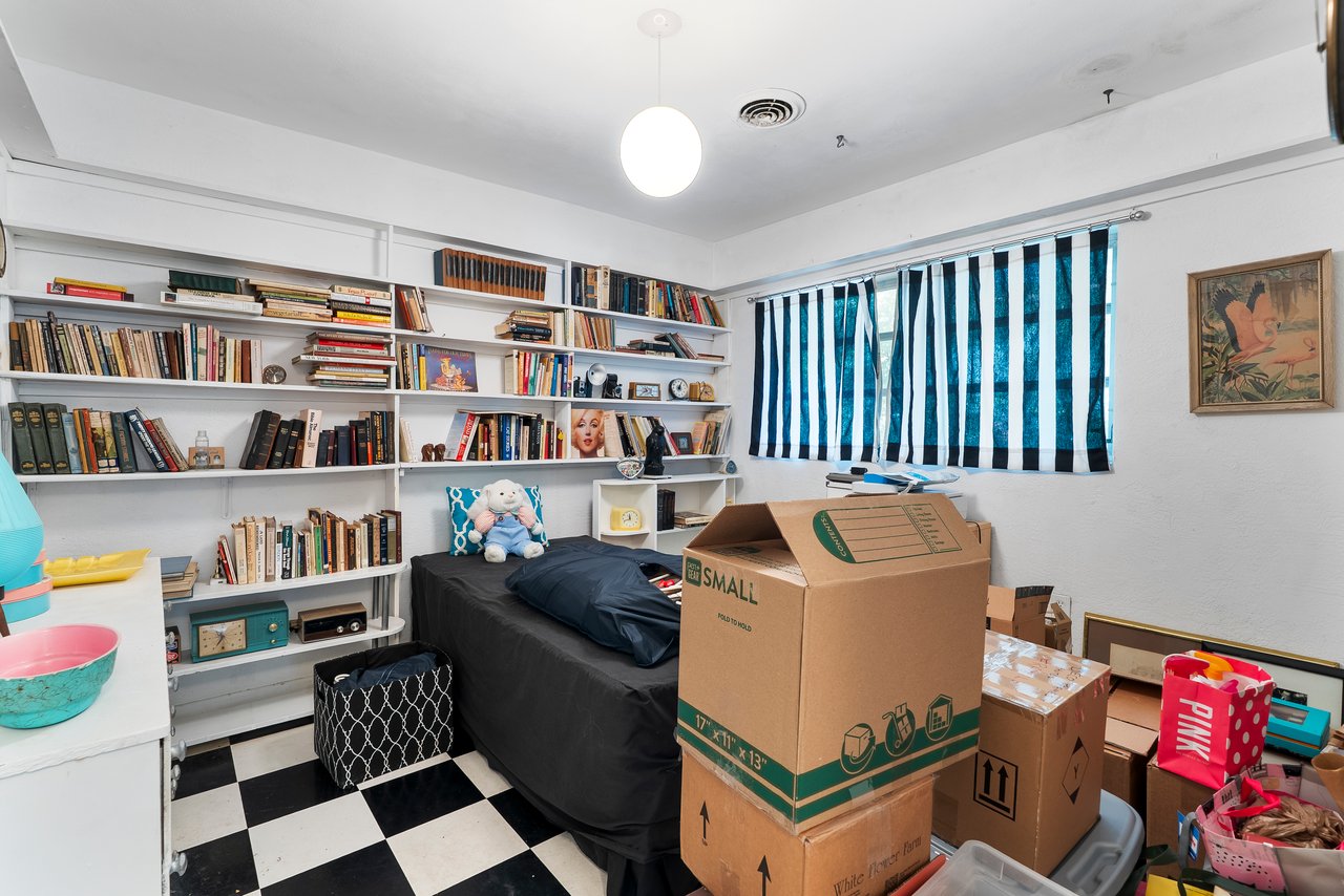 65 OAKDALE STREET, WINDERMERE, Florida 34786