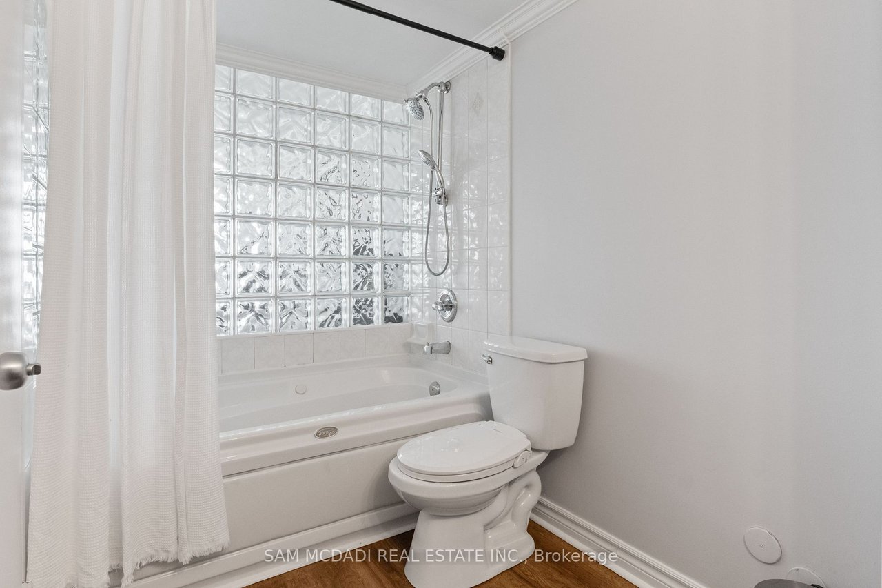 DREAMY TWO-STOREY PENTHOUSE