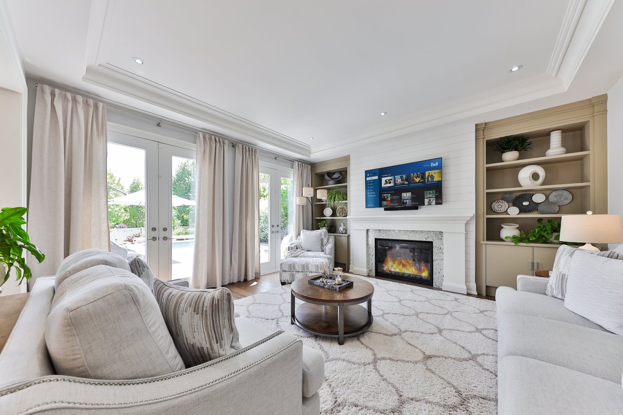 408 Saville Crescent, Oakville