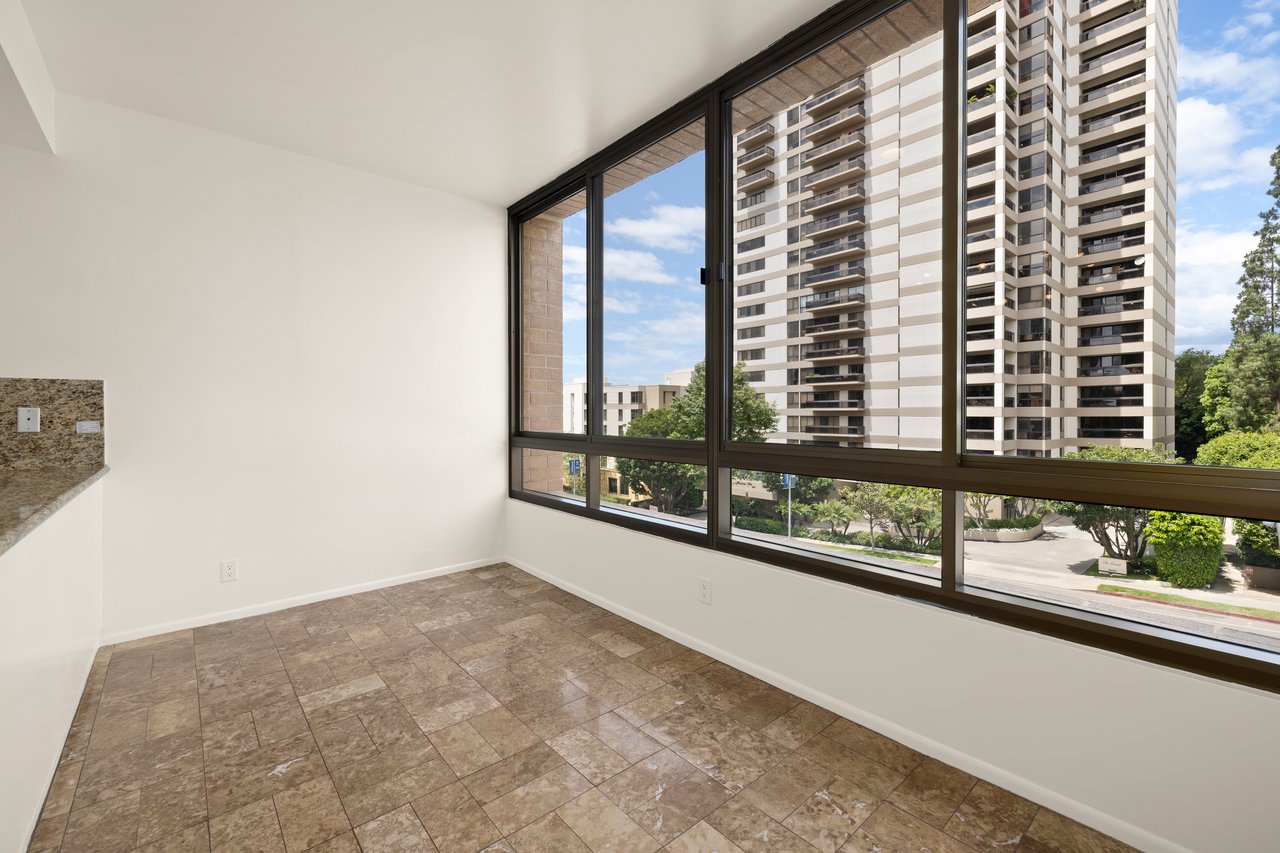 10430 Wilshire Blvd #202, Westwood