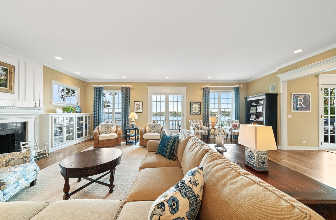 N2224 Bonnie Brae Lane