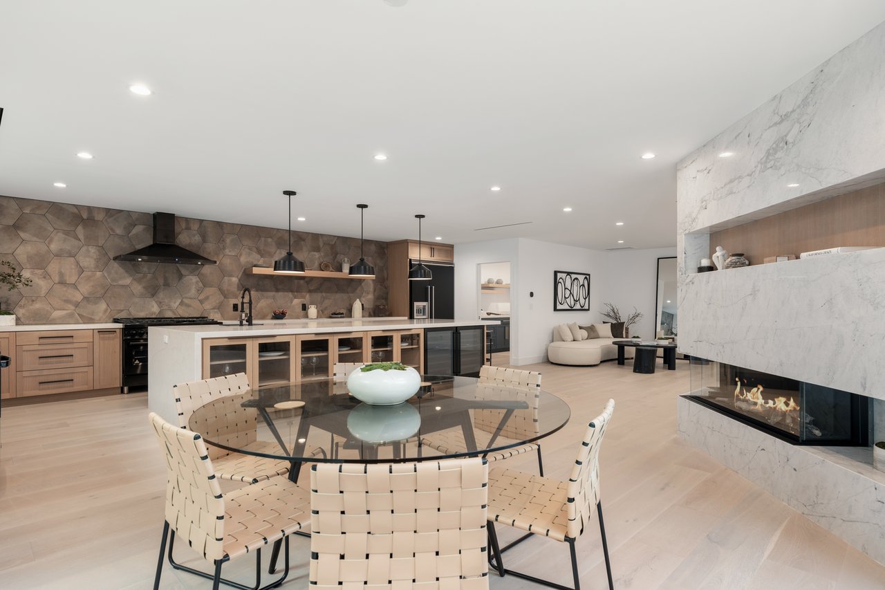 3721 Woodcliff Avenue, Sherman Oaks