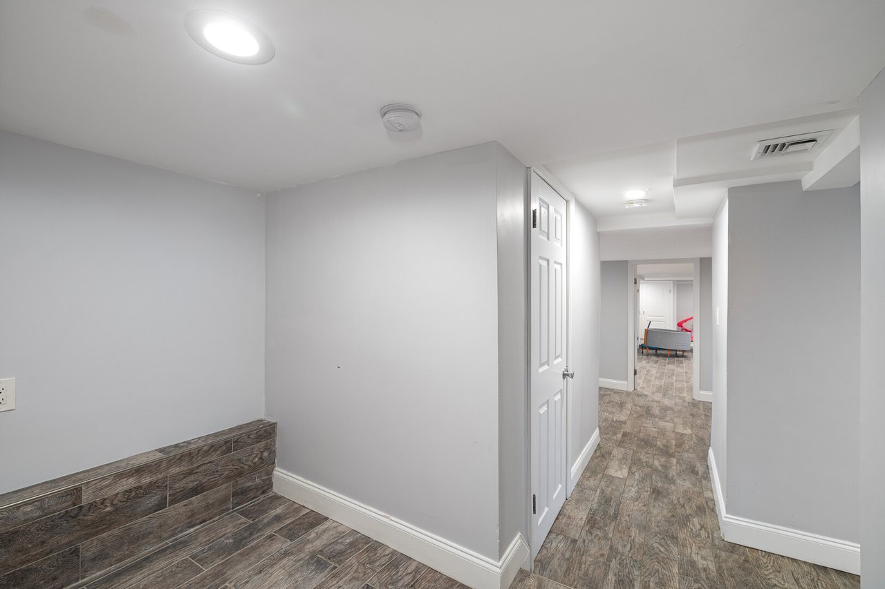 447 Forest Ave