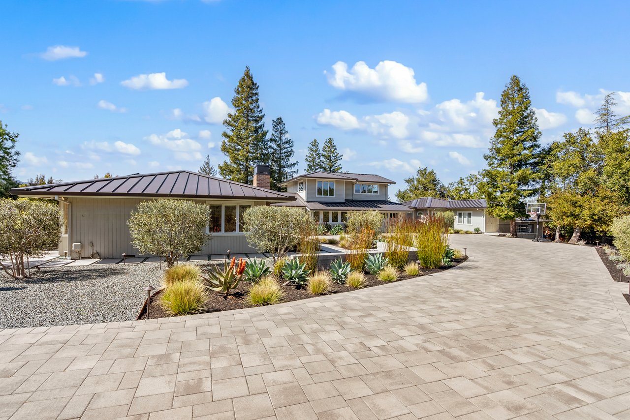 114 Nina CT