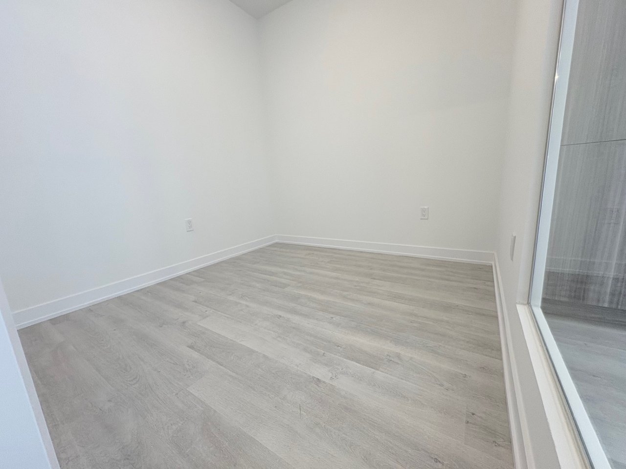 15 Richardson Street Unit: 1025