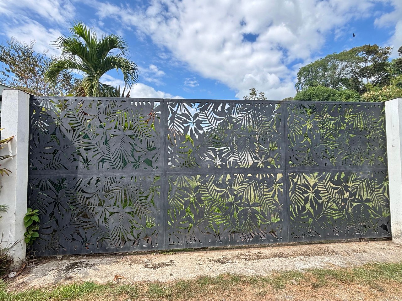 Build-Ready Residential Lot Near Marino Ballena National Park in Uvita