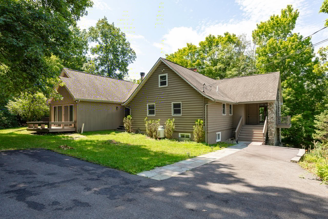 12 Wolf Lane