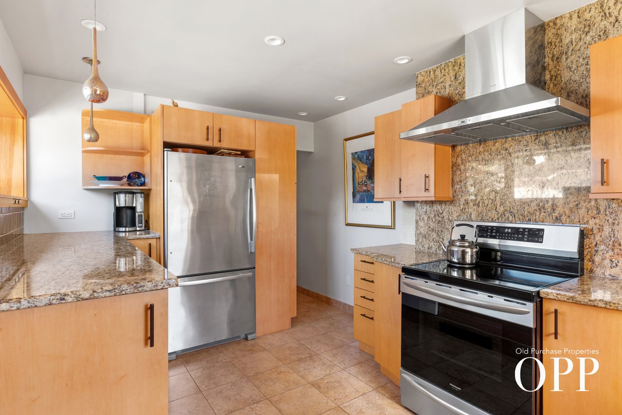 A Daily Arrival Framed by Bay and Marsh