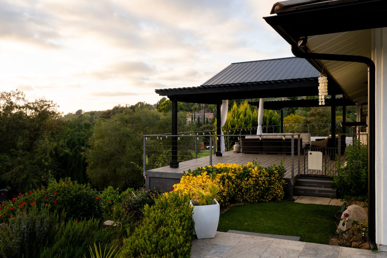 7017 Via Mariposa Sur