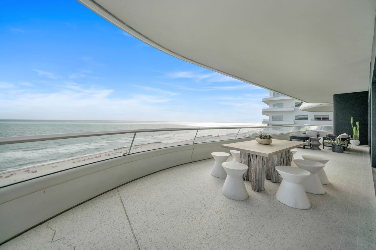 Faena House