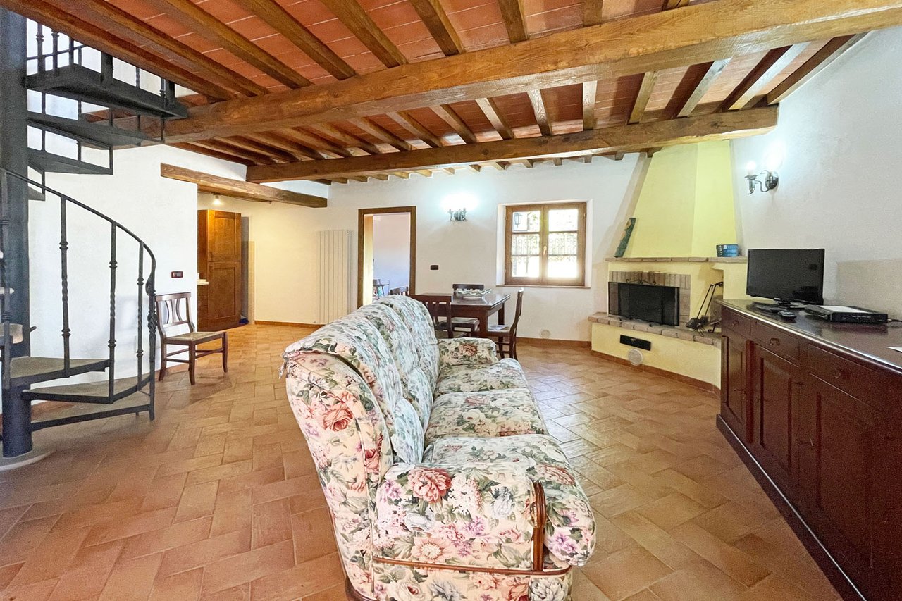 A Charming Stone Farmhouse for Sale in Radicofani