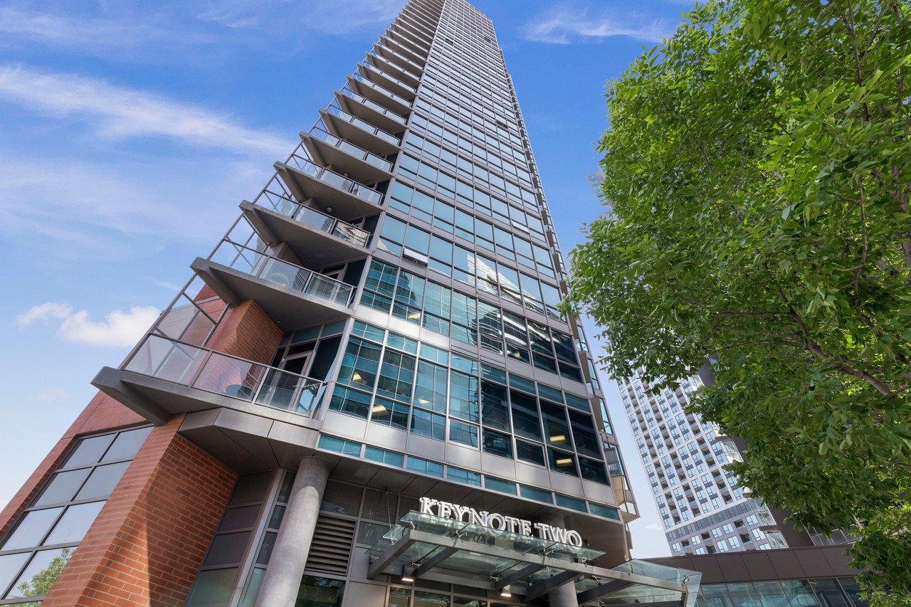 225 11 Avenue SE Unit: 2605