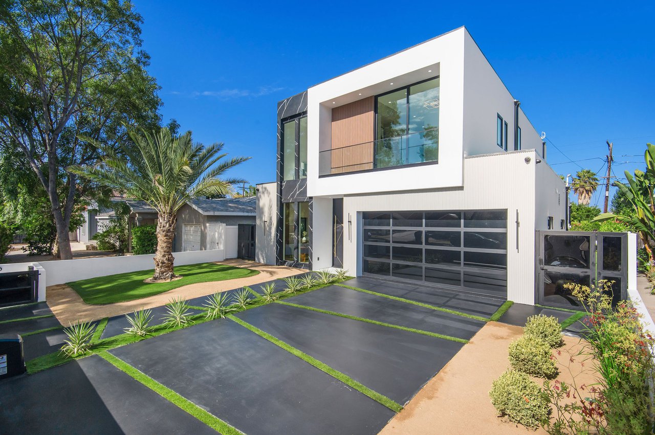 5132 Lindley Ave, Encino