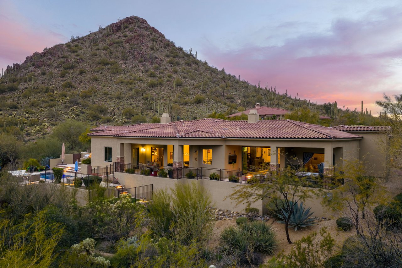 11923 E CASITAS DEL RIO Drive