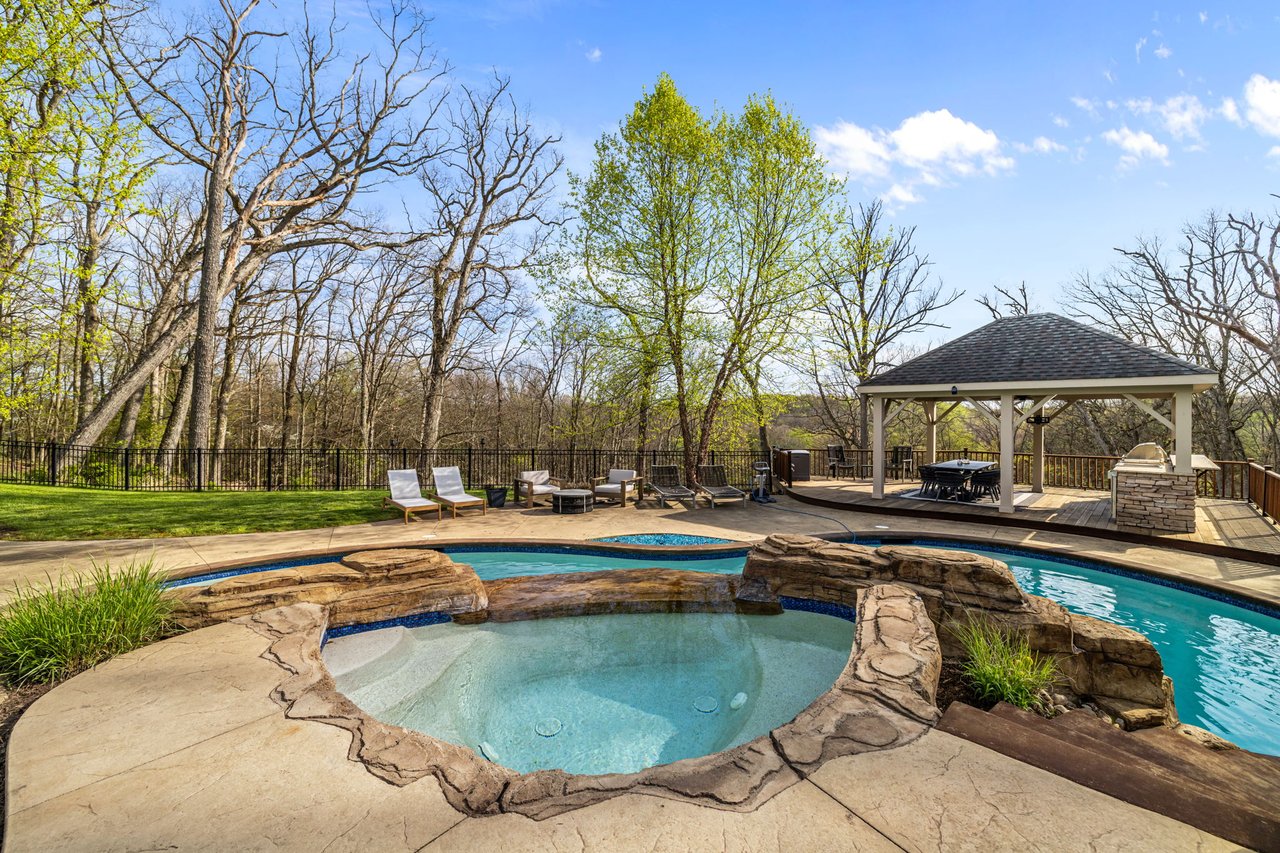 Sewickley Hills Luxury Estate on 10 Acres