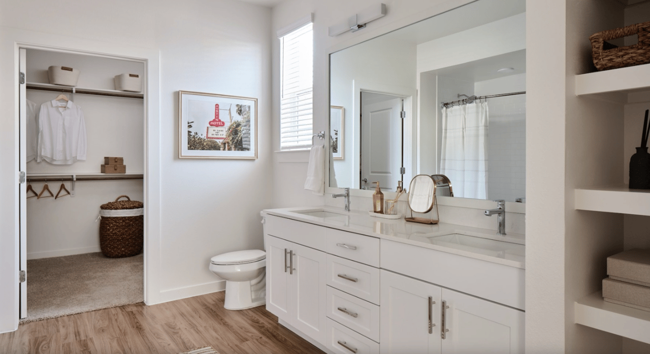 10 Weeks Free + $2500 Gift Card + Move in gift!