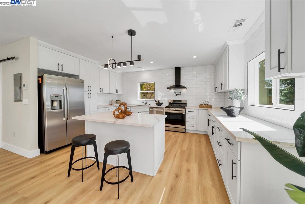 5939 Laird Ave, Oakland