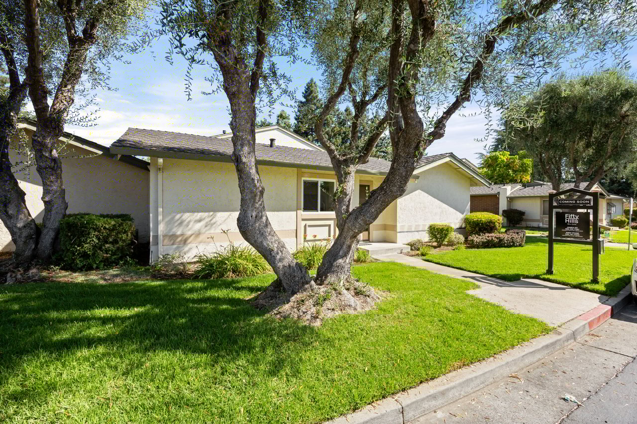 735 Winstead Terrace