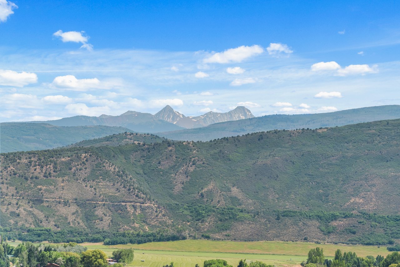 Centrally Located Mountain Chalet in Basalt 