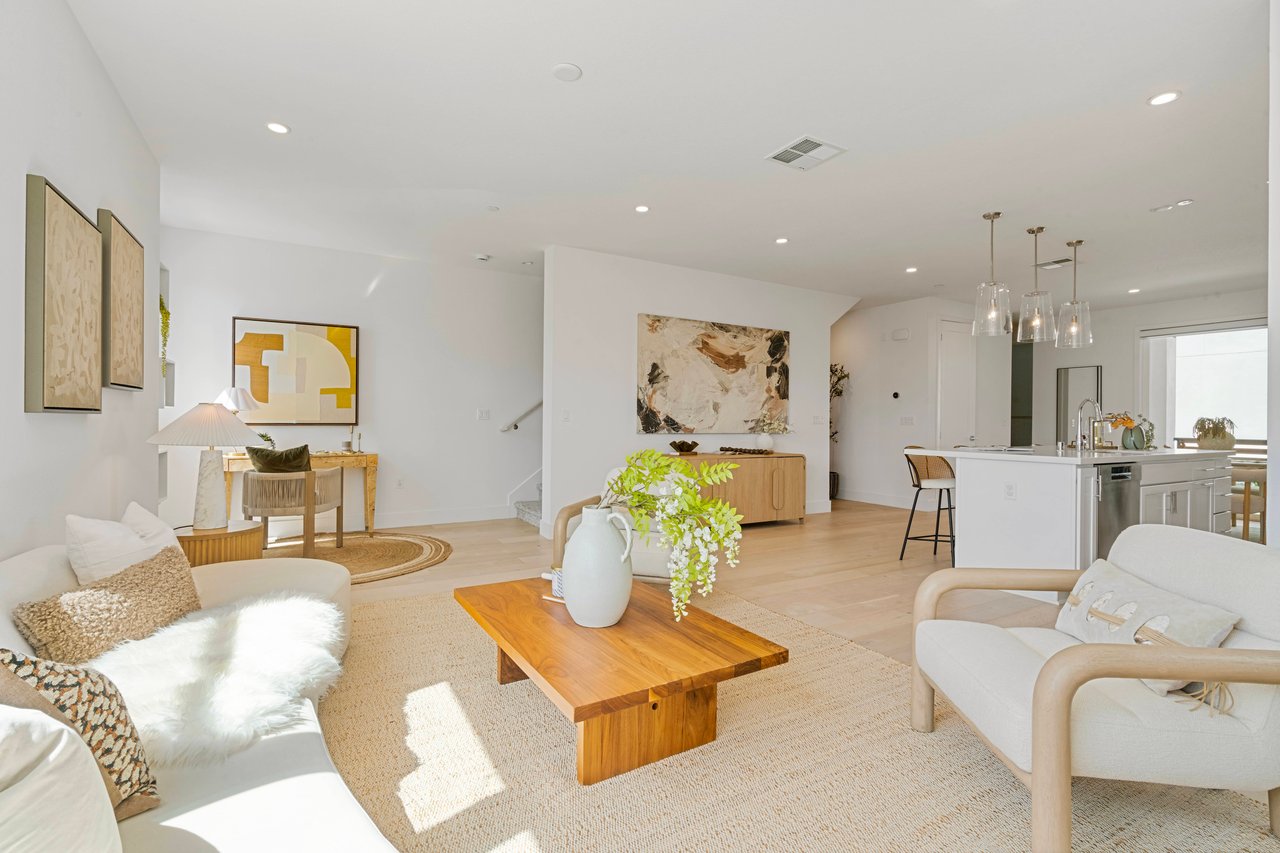 105 Starfish Ln