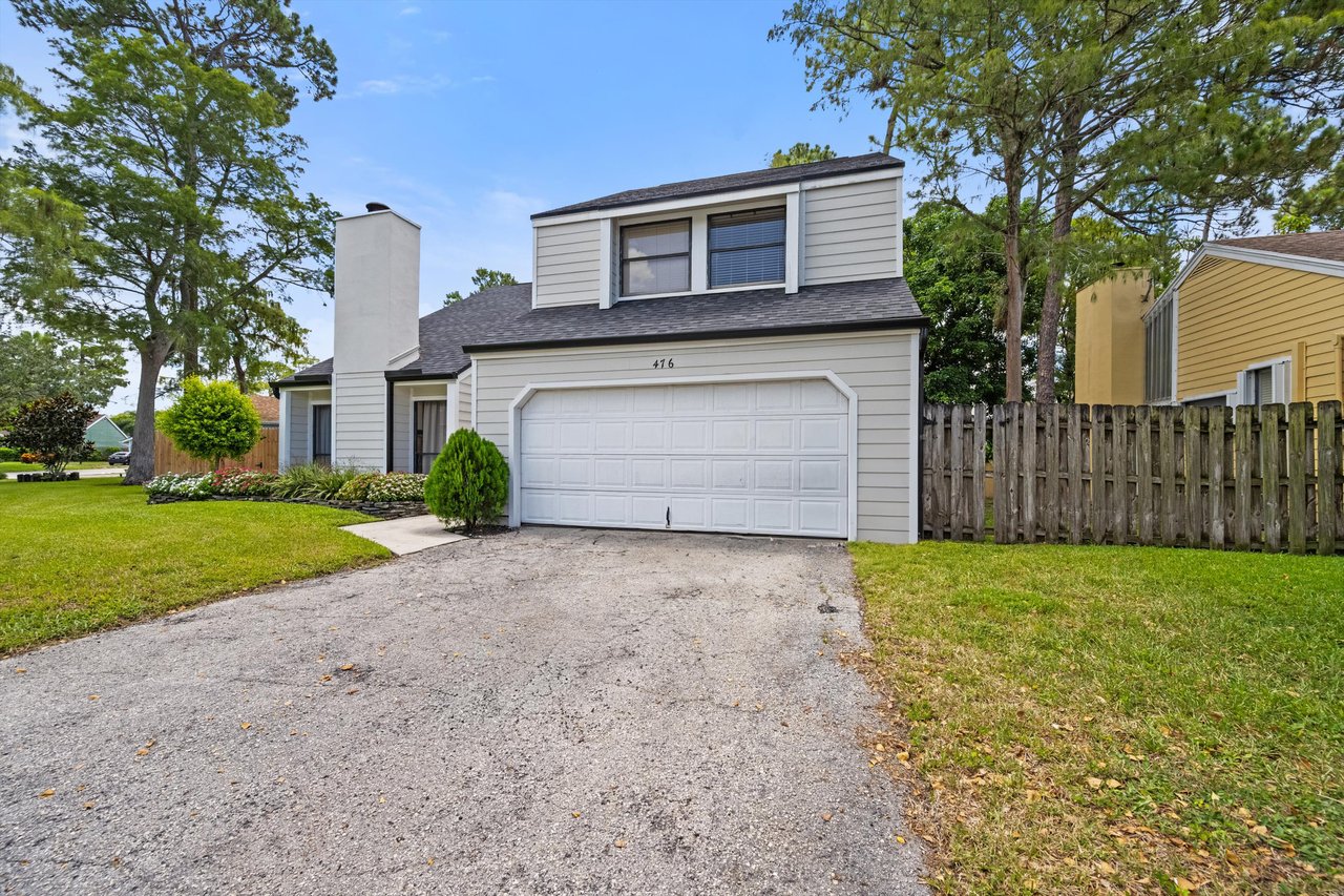 476 Goldenwood Way