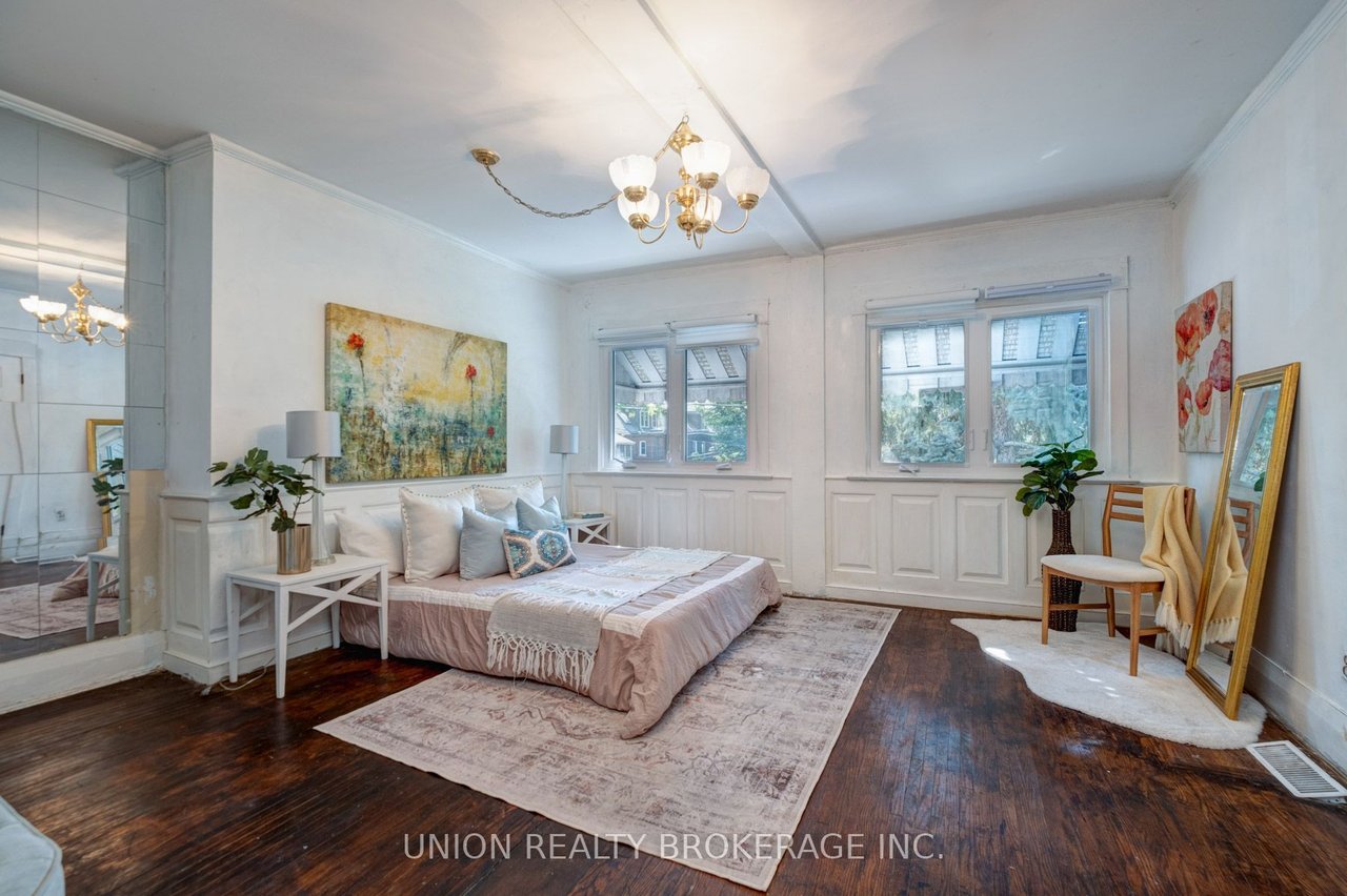 180 Wolfrey Ave