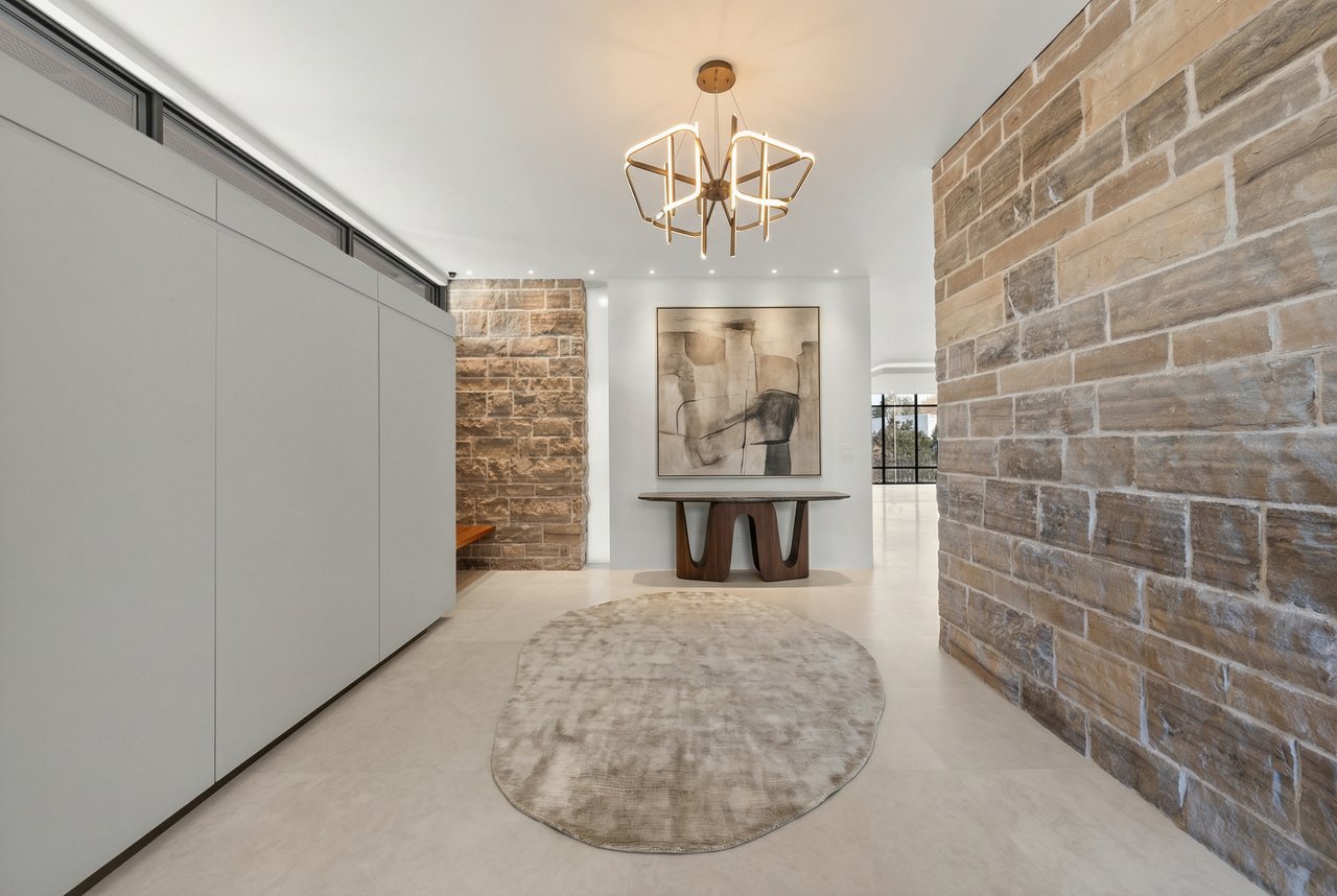 Uniquely Distinguished Property