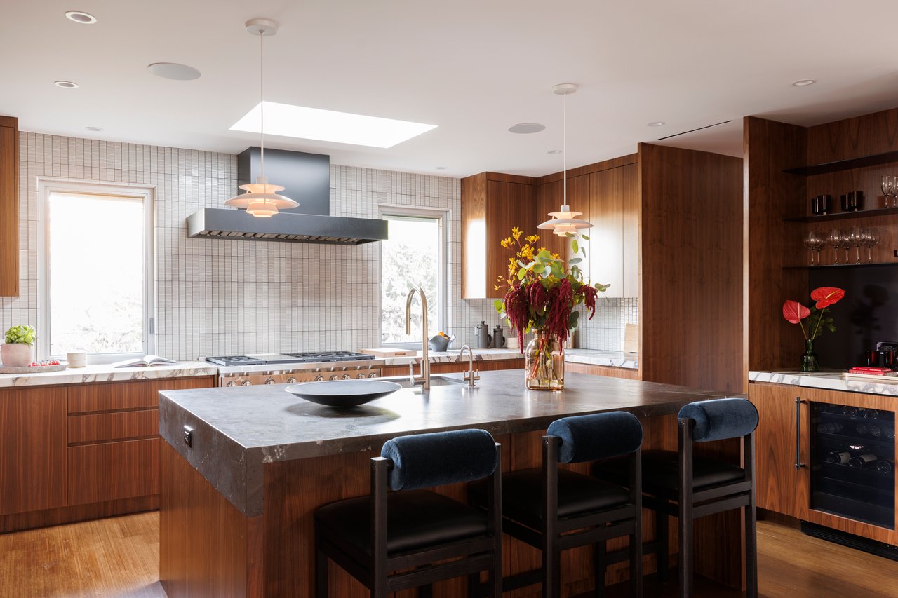 10965 Wrightwood Ln, Studio City 